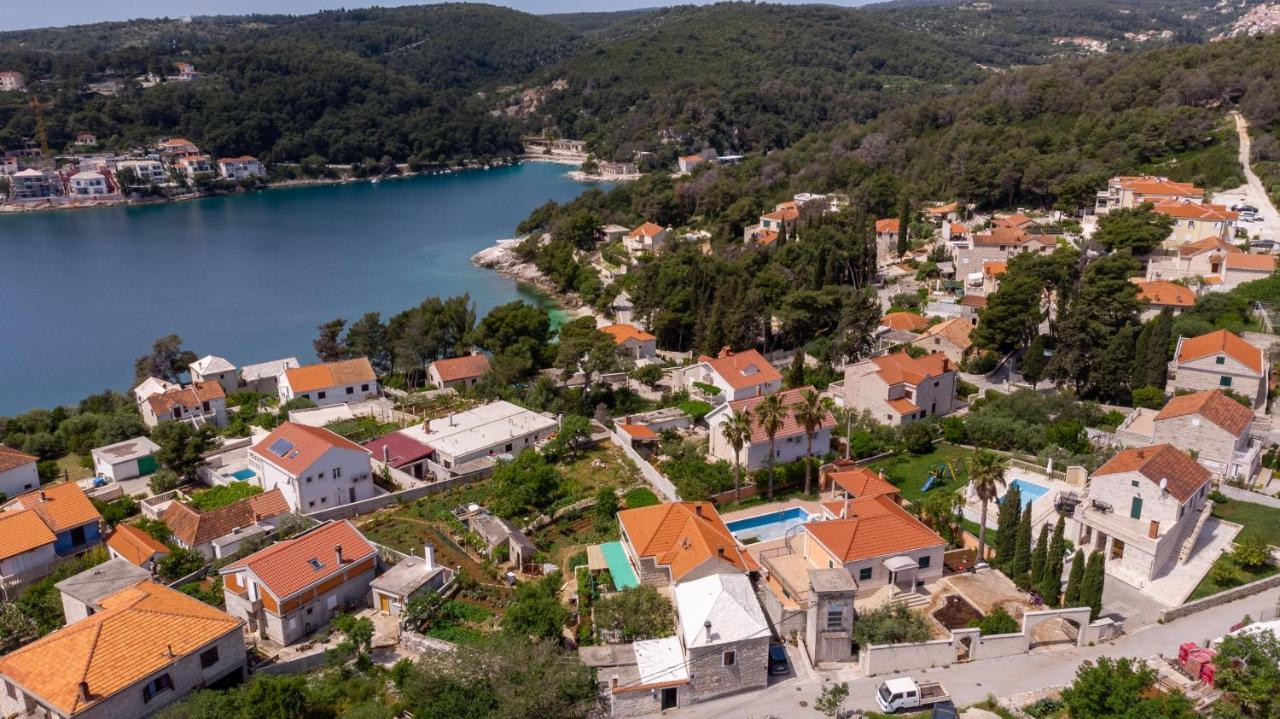 Apartments By The Sea Sumartin, Brac - 764 Kültér fotó
